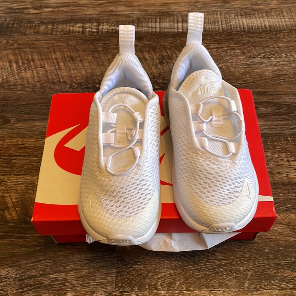 Nike Air Max 270